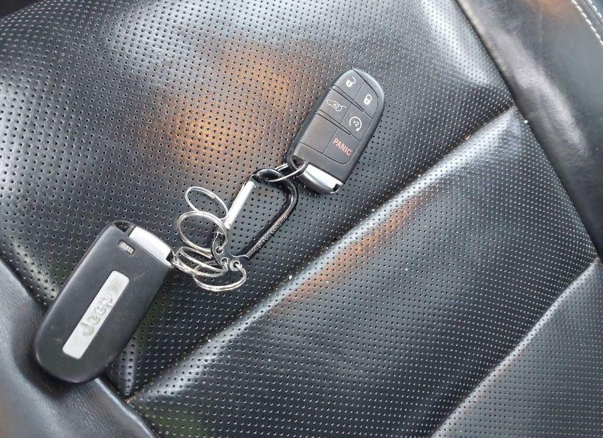 Photo 11 of 2014 Jeep Grand CHEROKEE LIMITED (VIN 1C4RJFBGXEC540222)