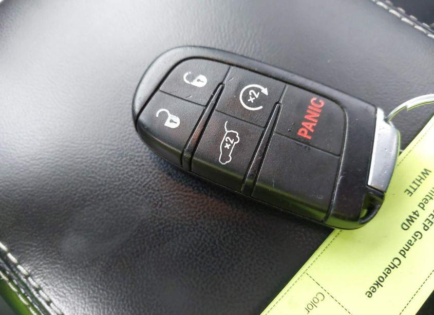 Photo 11 of 2015 Jeep Grand CHEROKEE LIMITED (VIN 1C4RJFBGXFC158712)