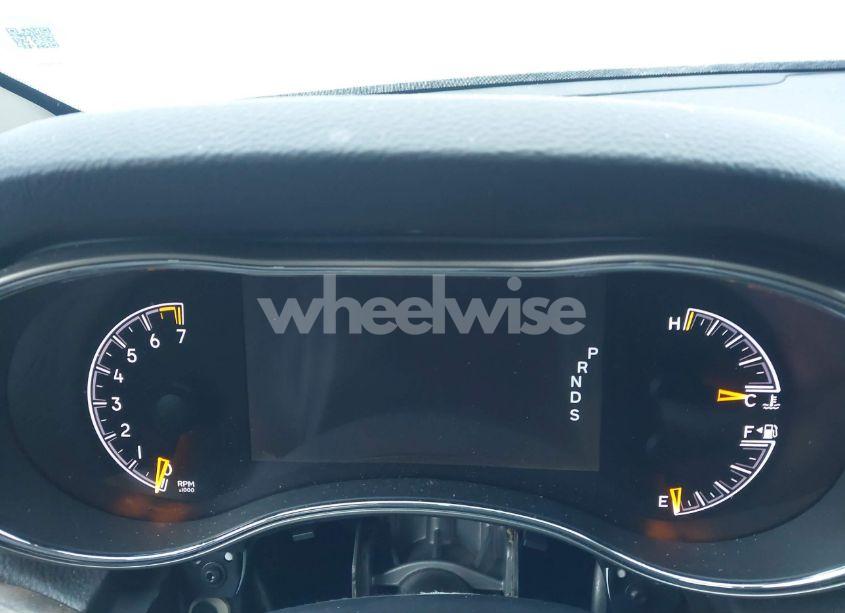 Photo 7 of 2015 Jeep Grand CHEROKEE LIMITED (VIN 1C4RJFBGXFC209237)