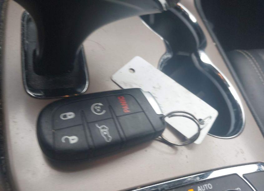 Photo 11 of 2015 Jeep Grand CHEROKEE LIMITED (VIN 1C4RJFBGXFC898289)