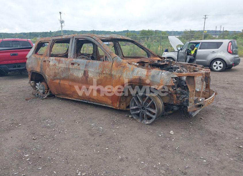 2017 Jeep Grand CHEROKEE LIMITED 4X4 (VIN 1C4RJFBGXHC620642) main photo