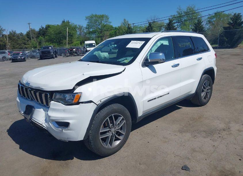 Photo 2 of 2017 Jeep Grand CHEROKEE LIMITED 4X4 (VIN 1C4RJFBGXHC638235)