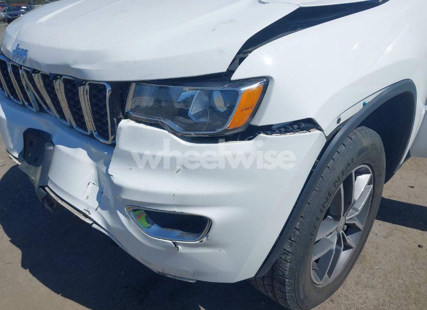 Photo 6 of 2017 Jeep Grand CHEROKEE LIMITED 4X4 (VIN 1C4RJFBGXHC638235)