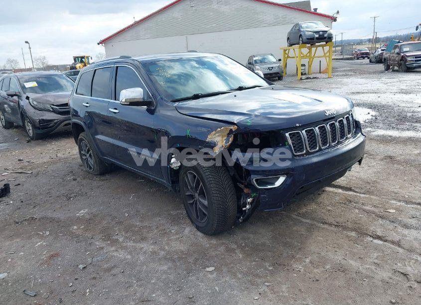 2017 Jeep Grand CHEROKEE LIMITED 4X4 (VIN 1C4RJFBGXHC754258) main photo