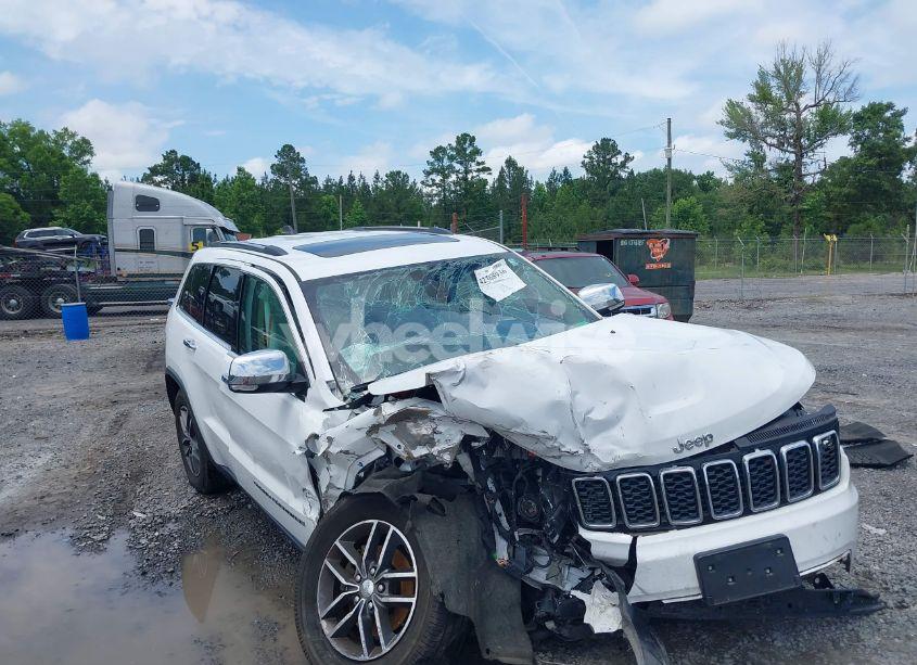 2017 Jeep Grand CHEROKEE LIMITED 4X4 (VIN 1C4RJFBGXHC845272) main photo