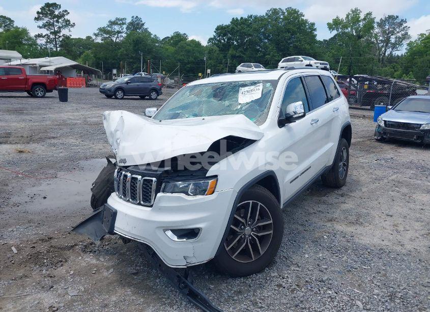 Photo 2 of 2017 Jeep Grand CHEROKEE LIMITED 4X4 (VIN 1C4RJFBGXHC845272)