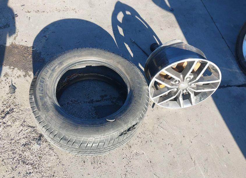 Photo 12 of 2017 Jeep Grand CHEROKEE LIMITED 4X4 (VIN 1C4RJFBGXHC948952)