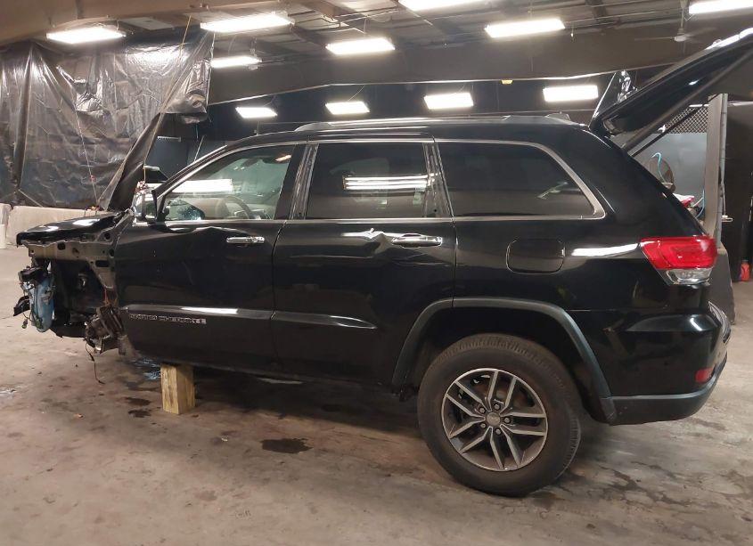 Photo 3 of 2018 Jeep Grand CHEROKEE LIMITED 4X4 (VIN 1C4RJFBGXJC280494)