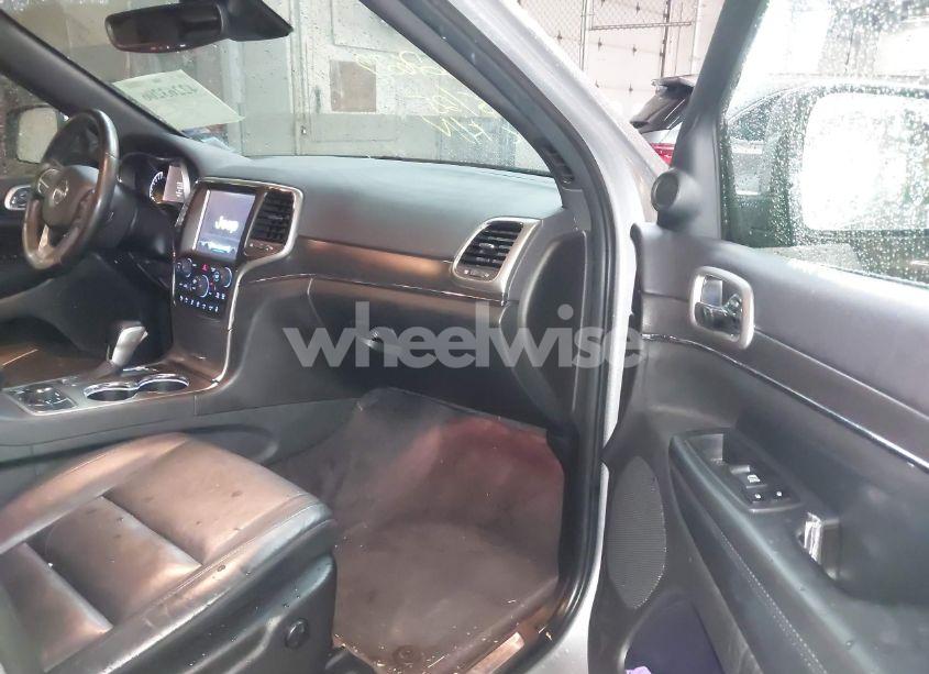 Photo 5 of 2018 Jeep Grand CHEROKEE LIMITED 4X4 (VIN 1C4RJFBGXJC388792)