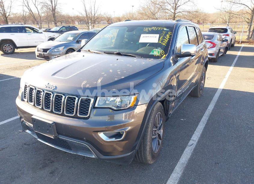 Photo 2 of 2018 Jeep Grand CHEROKEE LIMITED 4X4 (VIN 1C4RJFBGXJC407017)