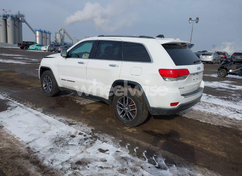 Photo 3 of 2018 Jeep Grand CHEROKEE LIMITED 4X4 (VIN 1C4RJFBGXJC421452)