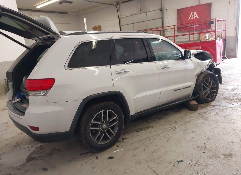 Photo 4 of 2018 Jeep Grand CHEROKEE LIMITED 4X4 (VIN 1C4RJFBGXJC446626)