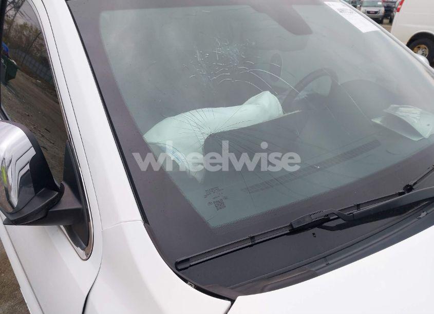 Photo 21 of 2019 Jeep Grand CHEROKEE LIMITED (VIN 1C4RJFBGXKC677060)