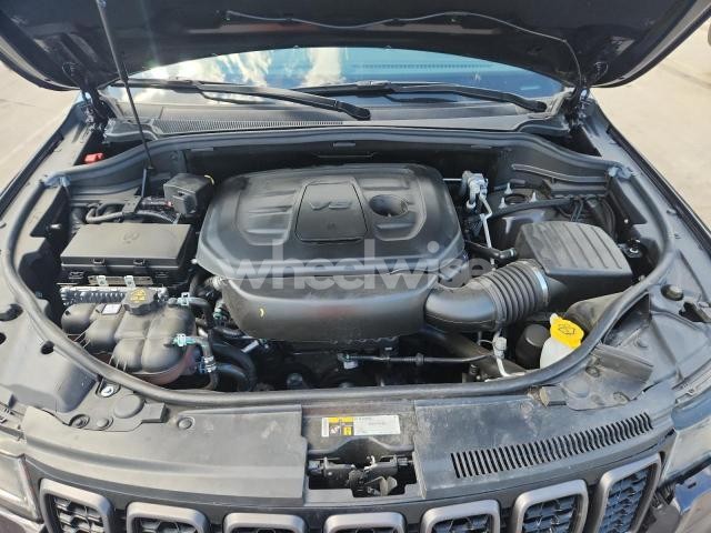 Photo 4 of 2021 JEEP GRAND CHEROKEE LIMITED (VIN 1C4RJFBGXMC587622)