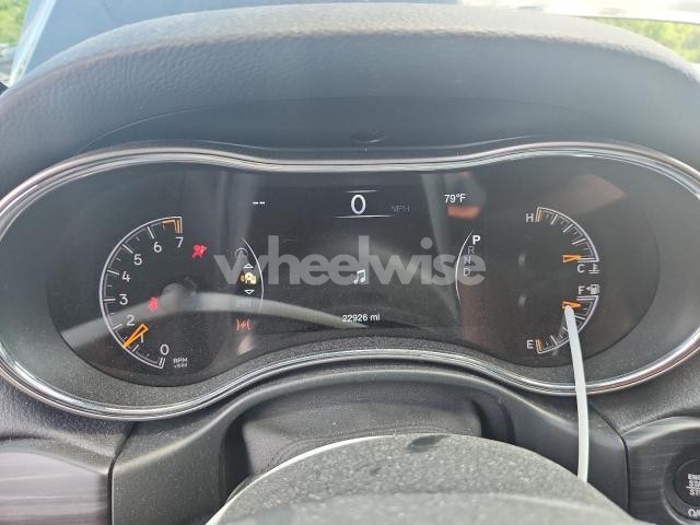 Photo 5 of 2021 JEEP GRAND CHEROKEE LIMITED (VIN 1C4RJFBGXMC587622)