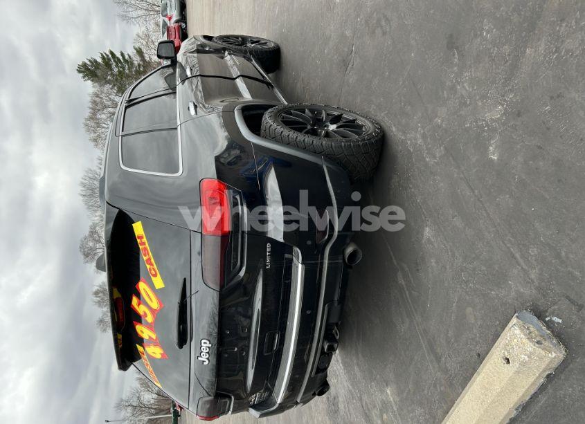 Photo 3 of 2015 Jeep Grand CHEROKEE LIMITED (VIN 1C4RJFBM1FC113082)