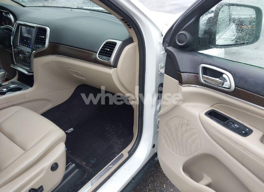 Photo 5 of 2018 Jeep Grand CHEROKEE LIMITED 4X4 (VIN 1C4RJFBM8JC485043)