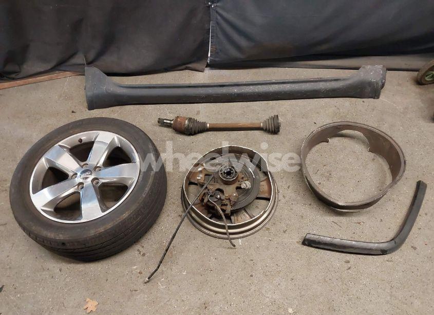 Photo 12 of 2014 Jeep Grand CHEROKEE LIMITED (VIN 1C4RJFBT5EC471534)