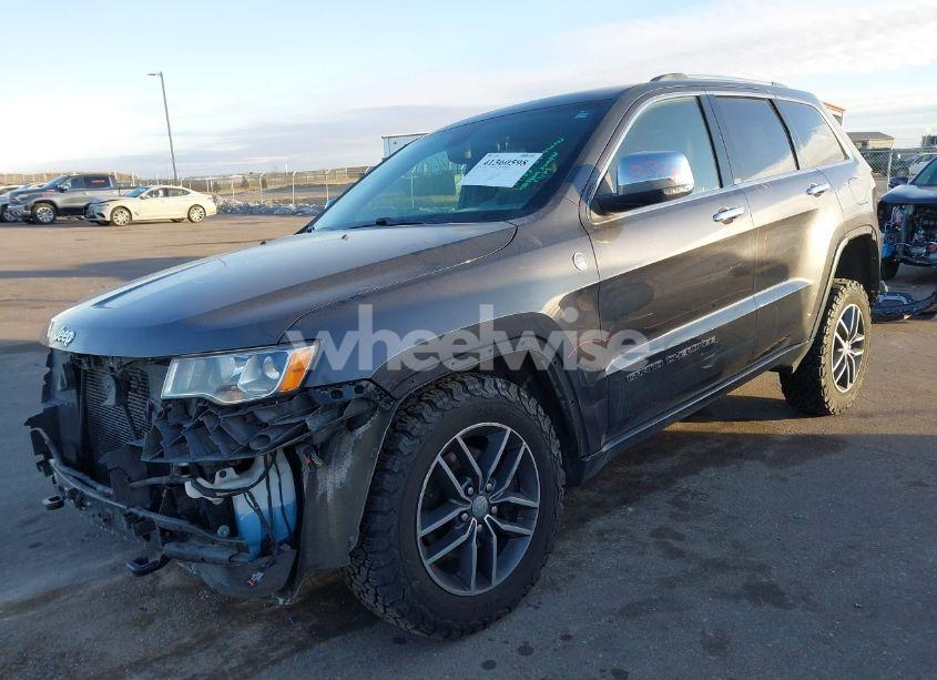 Photo 2 of 2018 Jeep Grand CHEROKEE LIMITED 4X4 (VIN 1C4RJFBT5JC157991)