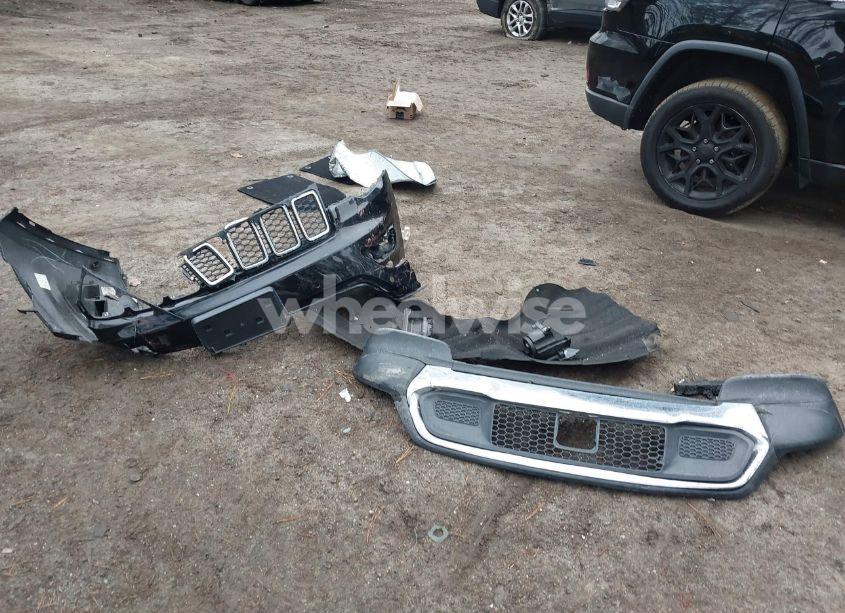 Photo 12 of 2019 Jeep Grand CHEROKEE LIMITED 4X4 (VIN 1C4RJFBT5KC735976)