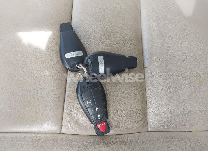 Photo 11 of 2012 Jeep Grand CHEROKEE LIMITED (VIN 1C4RJFBT6CC194129)