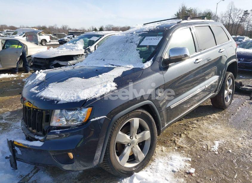 Photo 2 of 2013 Jeep Grand CHEROKEE LIMITED (VIN 1C4RJFBT6DC573486)