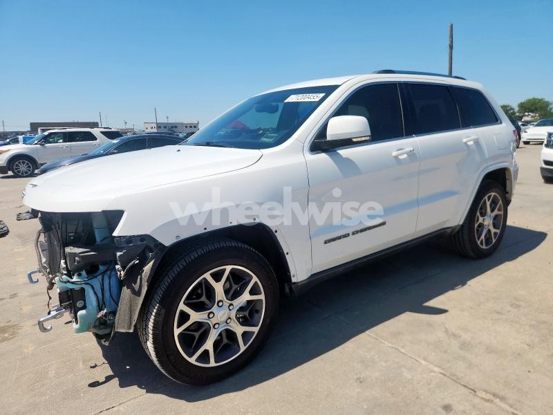 Photo 2 of 2018 JEEP GRAND CHEROKEE LIMITED (VIN 1C4RJFBT6JC184911)