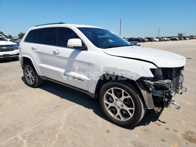 Photo 5 of 2018 JEEP GRAND CHEROKEE LIMITED (VIN 1C4RJFBT6JC184911)