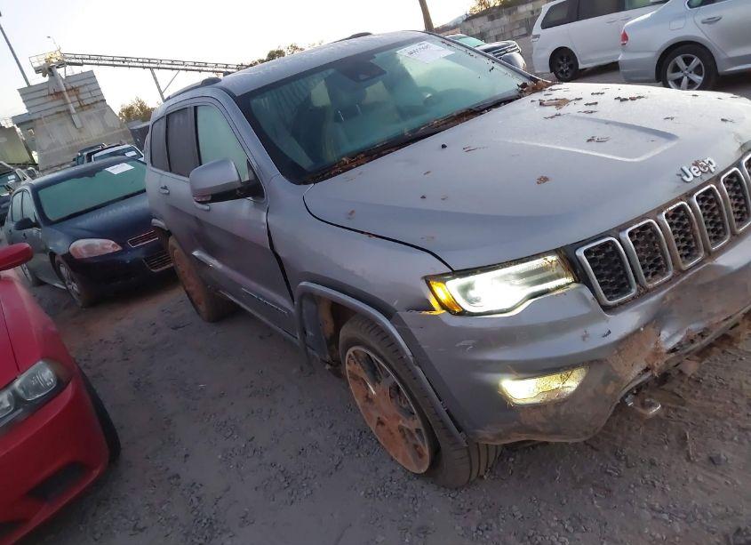 2018 Jeep Grand CHEROKEE STERLING EDITION 4X4 (VIN 1C4RJFBT9JC245068) main photo