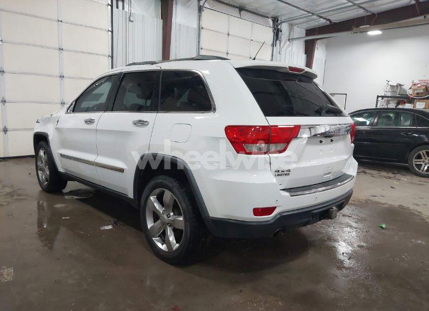 Photo 3 of 2013 Jeep Grand CHEROKEE LIMITED (VIN 1C4RJFBTXDC573345)