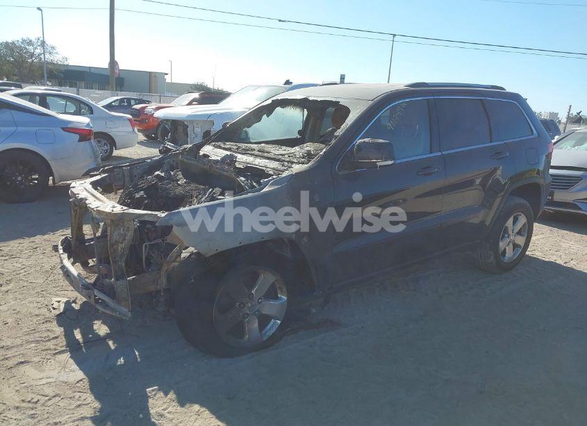 Photo 2 of 2013 Jeep Grand CHEROKEE LIMITED (VIN 1C4RJFBTXDC575676)