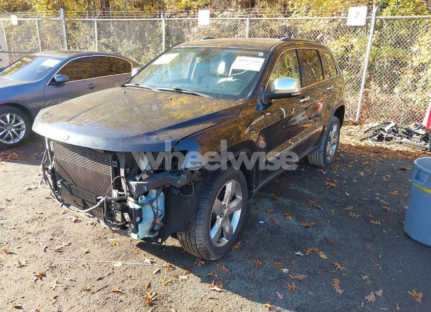 Photo 2 of 2013 Jeep Grand CHEROKEE LIMITED (VIN 1C4RJFBTXDC641336)