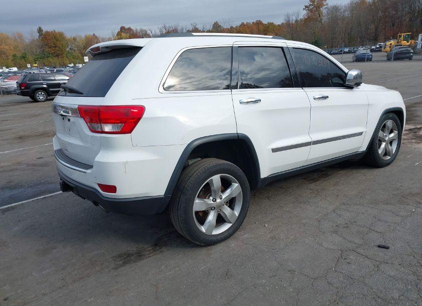 Photo 4 of 2013 Jeep Grand CHEROKEE OVERLAND (VIN 1C4RJFCG0DC618682)