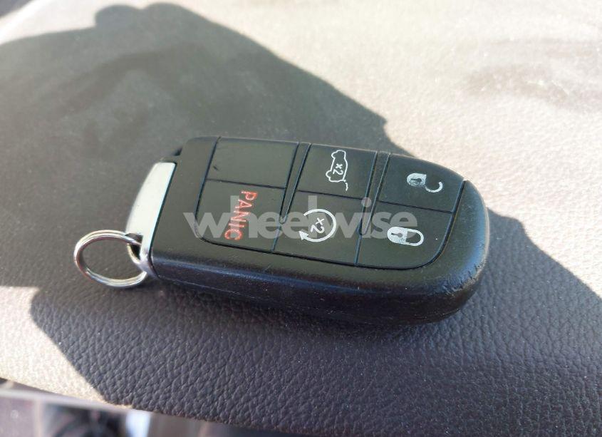 Photo 11 of 2014 Jeep Grand CHEROKEE OVERLAND (VIN 1C4RJFCG0EC518728)