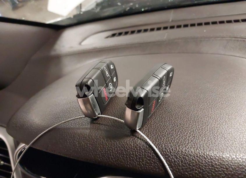 Photo 11 of 2015 Jeep Grand CHEROKEE OVERLAND (VIN 1C4RJFCG0FC767970)