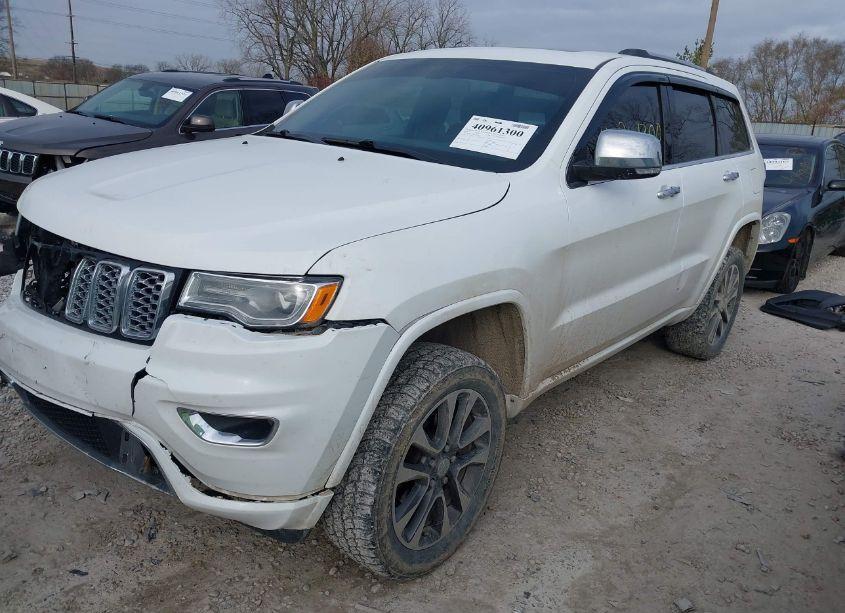 Photo 2 of 2018 Jeep Grand CHEROKEE OVERLAND 4X4 (VIN 1C4RJFCG0JC264352)
