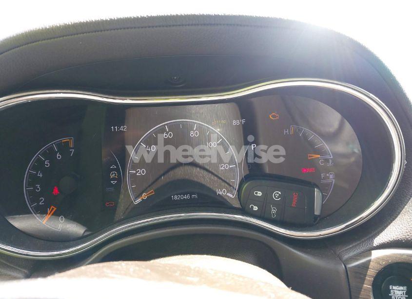 Photo 15 of 2018 Jeep Grand CHEROKEE OVERLAND 4X4 (VIN 1C4RJFCG0JC326025)