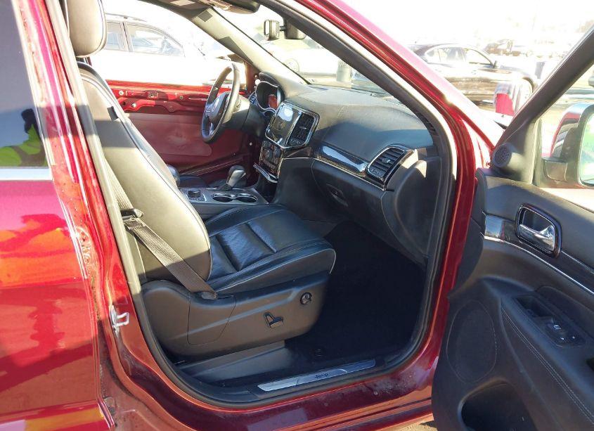 Photo 5 of 2019 Jeep Grand CHEROKEE OVERLAND 4X4 (VIN 1C4RJFCG0KC726605)