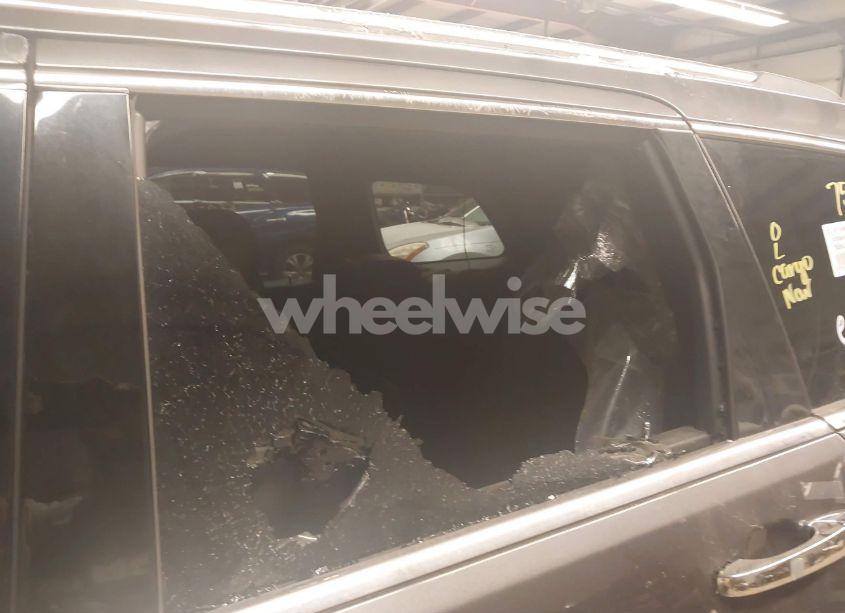 Photo 17 of 2015 Jeep Grand CHEROKEE OVERLAND (VIN 1C4RJFCG1FC196778)