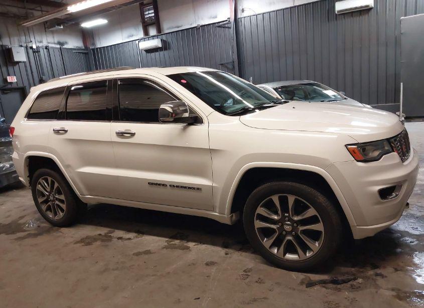 Photo 13 of 2018 Jeep Grand CHEROKEE OVERLAND 4X4 (VIN 1C4RJFCG1JC220148)
