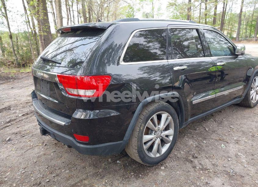 Photo 4 of 2013 Jeep Grand CHEROKEE OVERLAND (VIN 1C4RJFCG2DC581439)