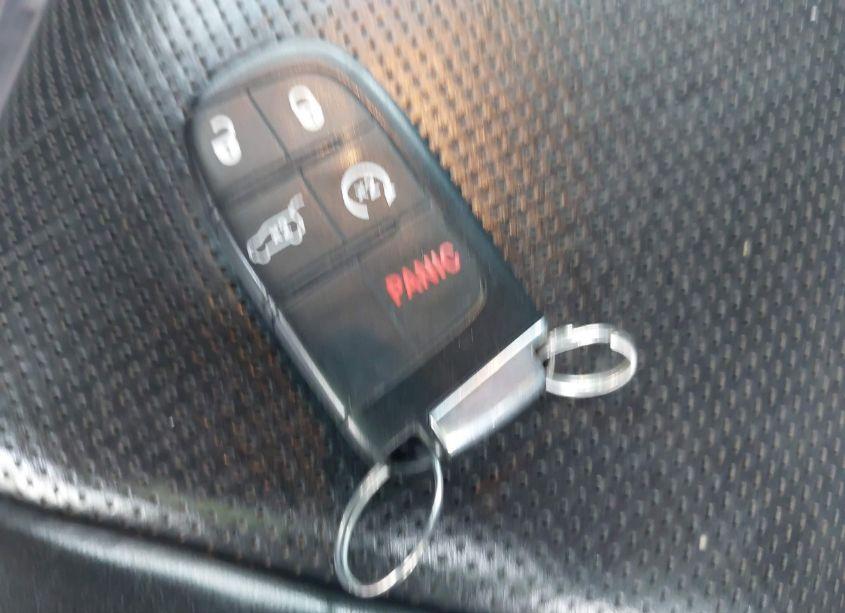 Photo 11 of 2017 Jeep Grand CHEROKEE OVERLAND 4X4 (VIN 1C4RJFCG2HC739820)