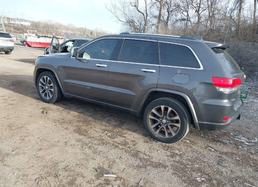 Photo 3 of 2017 Jeep Grand CHEROKEE OVERLAND 4X4 (VIN 1C4RJFCG2HC739820)