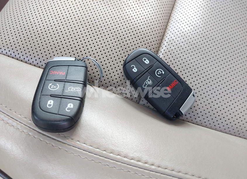 Photo 11 of 2018 Jeep Grand CHEROKEE OVERLAND 4X4 (VIN 1C4RJFCG2JC305628)