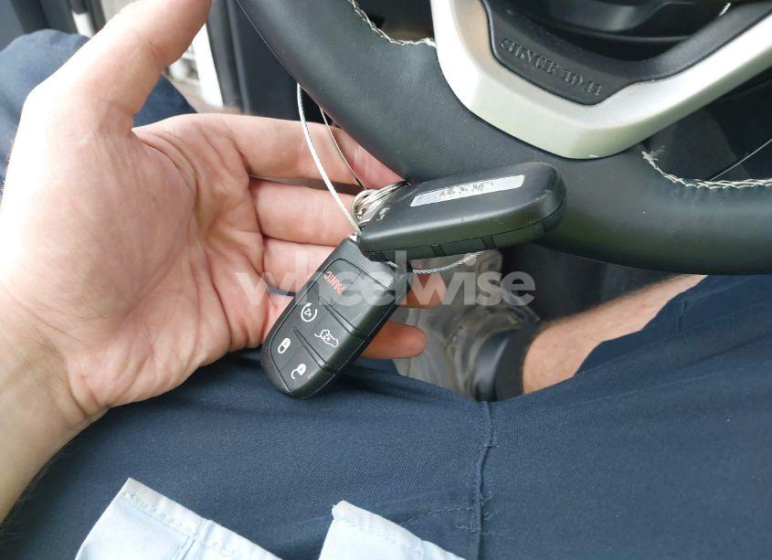 Photo 11 of 2015 Jeep Grand CHEROKEE OVERLAND (VIN 1C4RJFCG3FC645510)