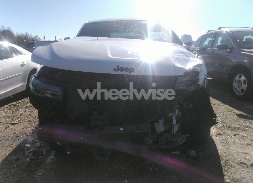 Photo 13 of 2016 Jeep Grand CHEROKEE HIGH ALTITUDE (VIN 1C4RJFCG3GC388852)