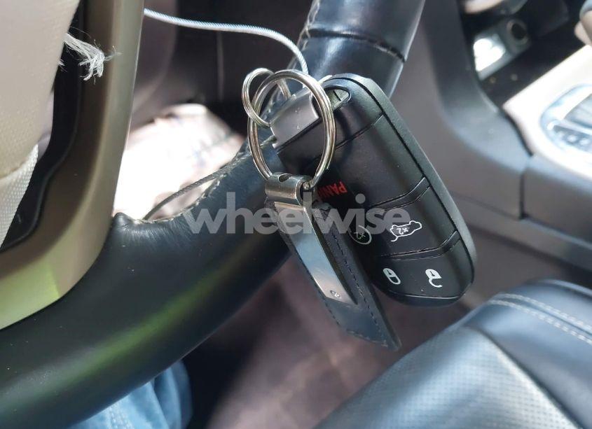 Photo 11 of 2016 Jeep Grand CHEROKEE OVERLAND (VIN 1C4RJFCG3GC417699)