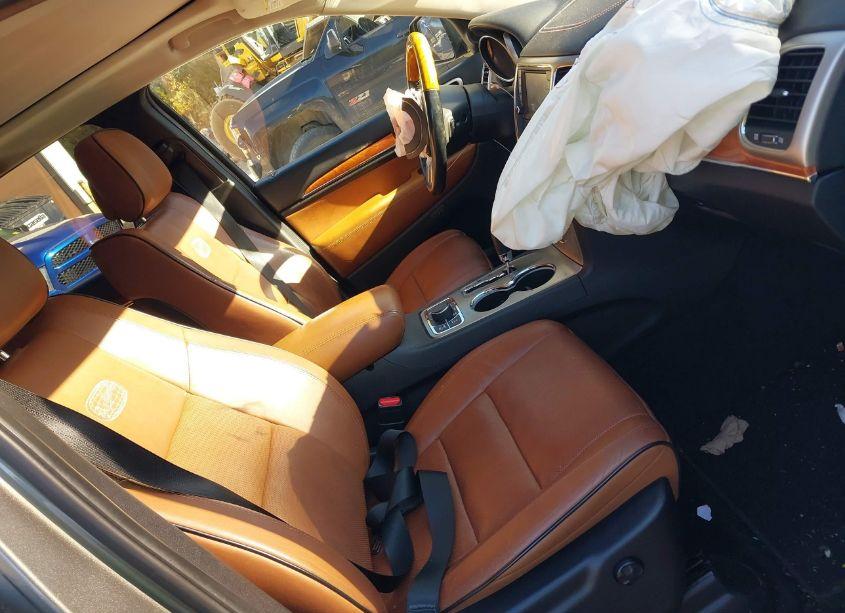 Photo 5 of 2013 Jeep Grand CHEROKEE OVERLAND (VIN 1C4RJFCG4DC611704)