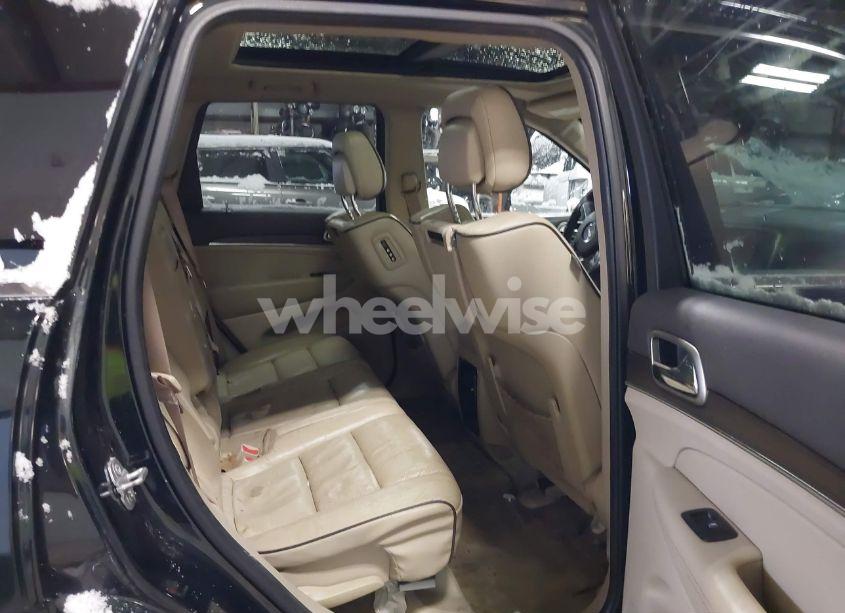 Photo 8 of 2015 Jeep Grand CHEROKEE OVERLAND (VIN 1C4RJFCG4FC665975)