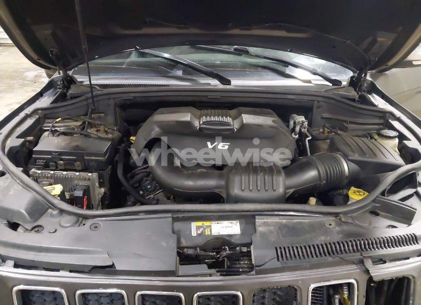 Photo 10 of 2015 Jeep Grand CHEROKEE OVERLAND (VIN 1C4RJFCG4FC768281)